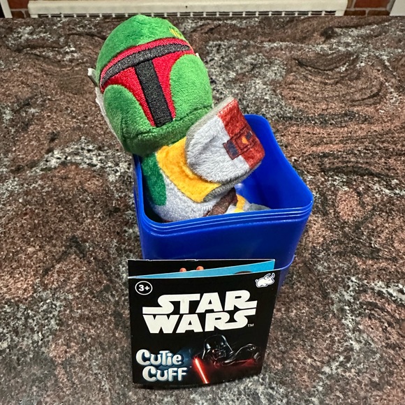 NEW- Star Wars Cutie Cuff- Boba Fett - Picture 1 of 4